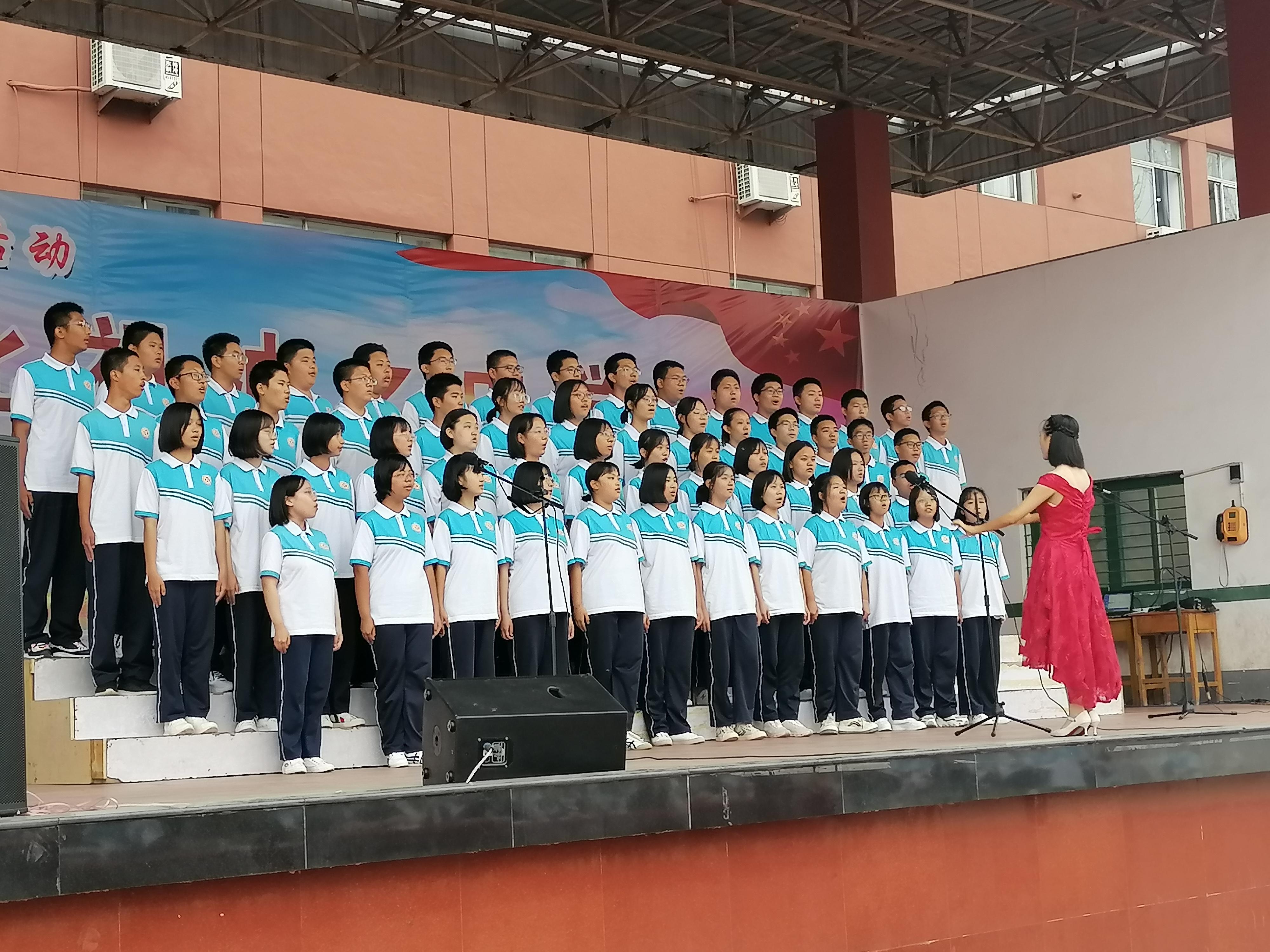 河北祖冲之中学新时代文明实践活动资料-迎国庆唱响冲之园合唱比赛 (6
